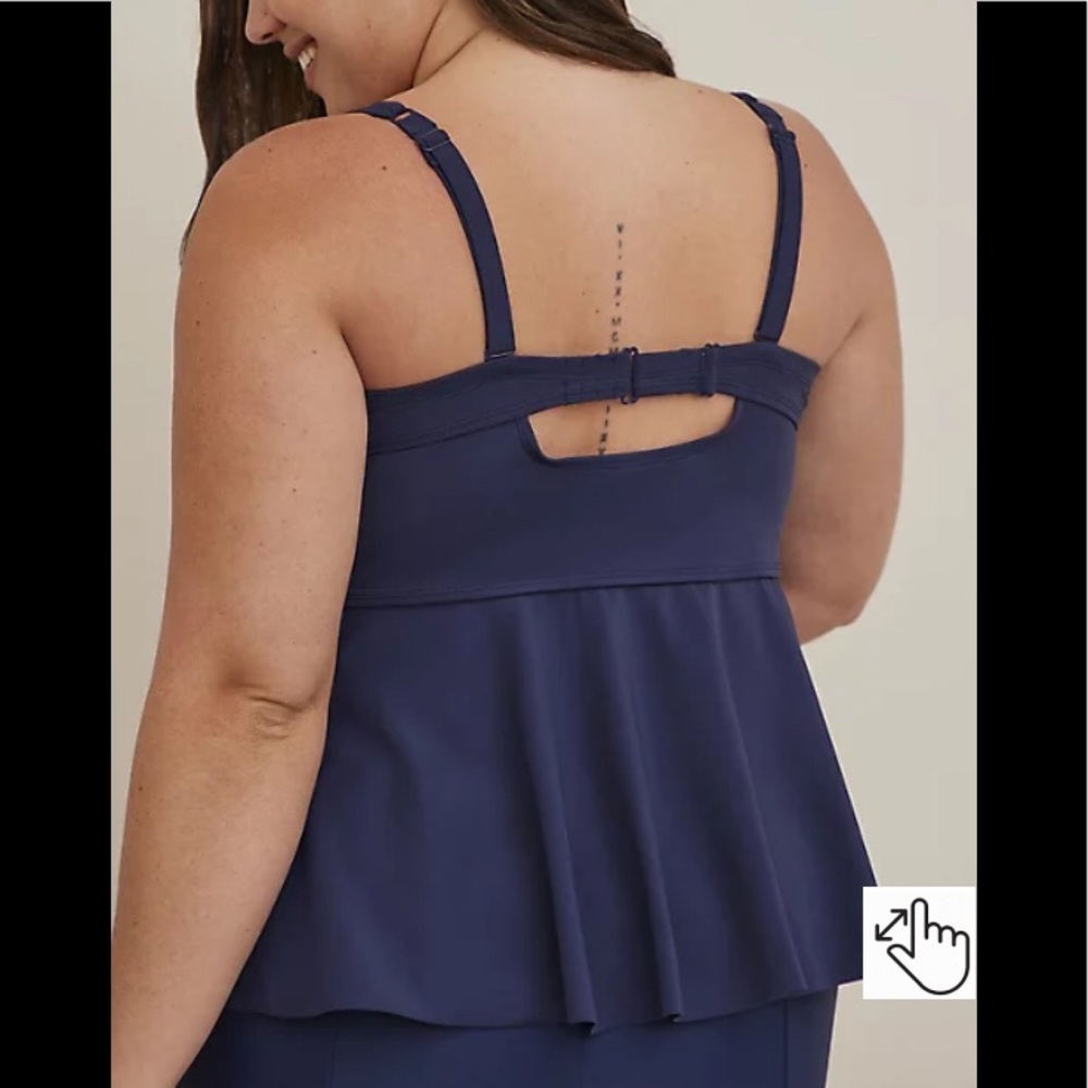 LOWEST🌺 NWT TORRID 2X (D/DD) MOLDED BRA CUPS SWIM TOP - Picture 5 of 15